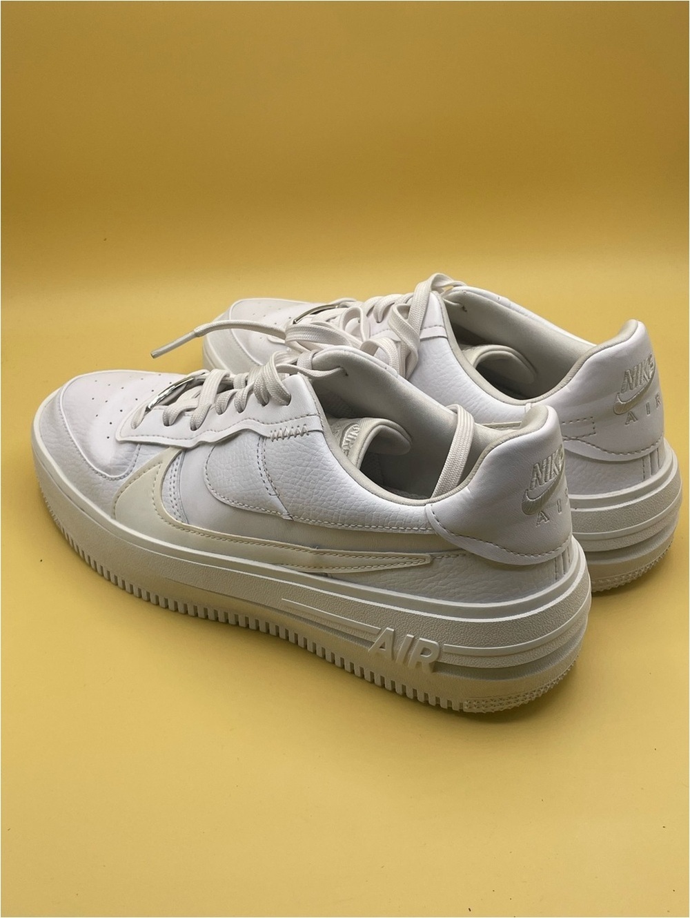 Nike Air Force 1 PLT.AF.ORM 'Triple White' - Picture 3 of 4